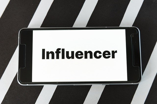 How to Become a Social Media Influencer